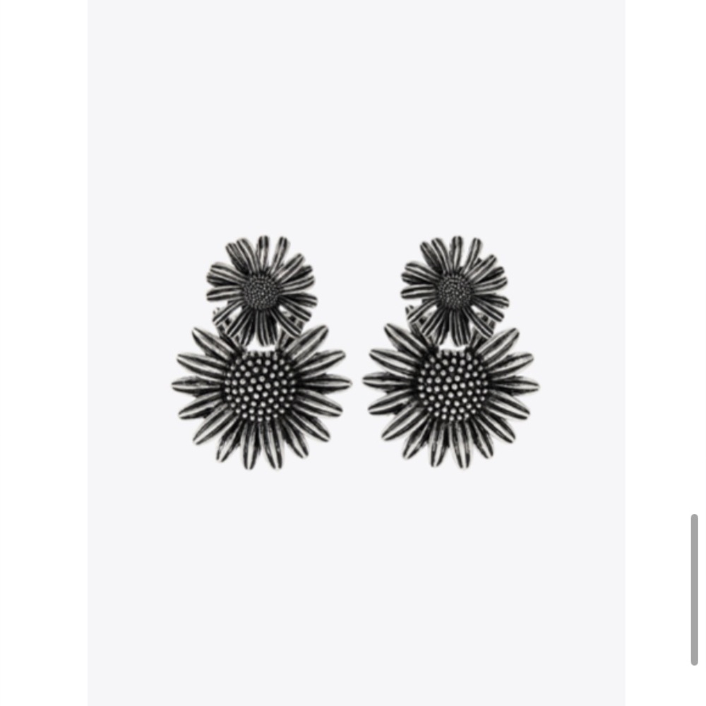 Zara 2025 Silver Double Flower Earrings Ref 4736/095/808